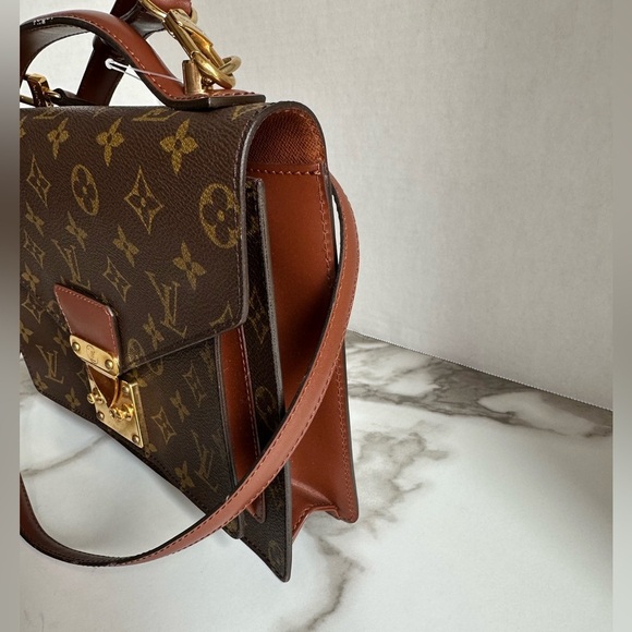Authentic Very Rare Crossbody/ Shoulder Bag LOUIS
VUITTON "Monceau 26 - Picture 5 of 12